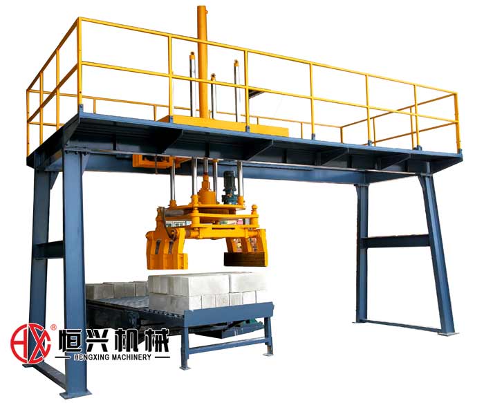 全(quán)自動碼(mǎ)垛機 碼(mǎ)垛機械(xiè)手 泡沫(mo)混凝土(tǔ)砌塊設(shè)備